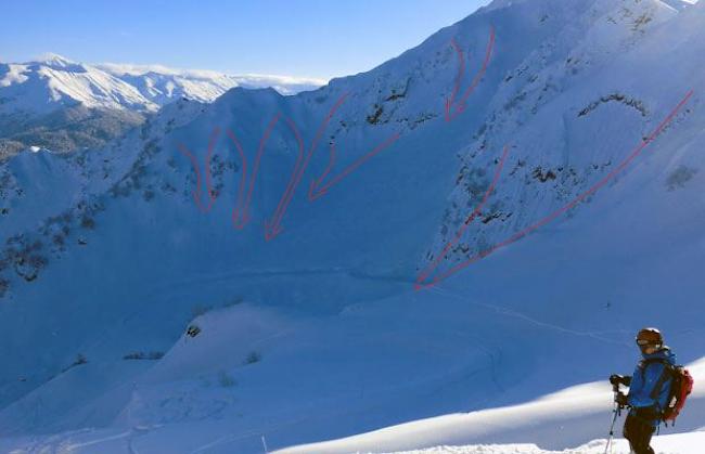 Jelk in der imposanten Naturkulisse von Sotschi: «Das Skigebiet ist in drei Sektoren aufgeteilt. Zwei Gebiete sind stark lawinengefährdet. Die Lawinen können hauptsächlich die Abfahrts- und Super-G-Pisten an mehreren Orten verschütten.»
