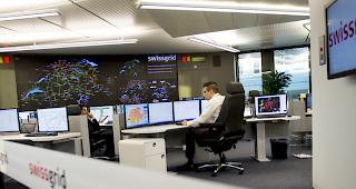 Swissgrid kann notfalls den Tranist nach Italien einstellen. (Symbolbild)