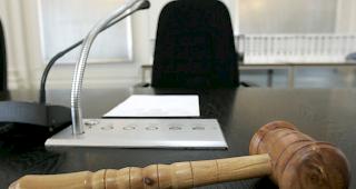 Wer sich in einem sozialen Netzwerk eines Vergehens schuldig mache, k&ouml;nne verurteilt werden, auch wenn er aus dem Ausland agiere, entschied das Walliser Kantonsgericht. (Archiv)