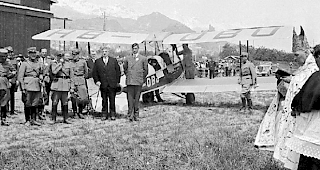 Sitten verfügt seit dem Jahre 1935 über einen Flughafen.