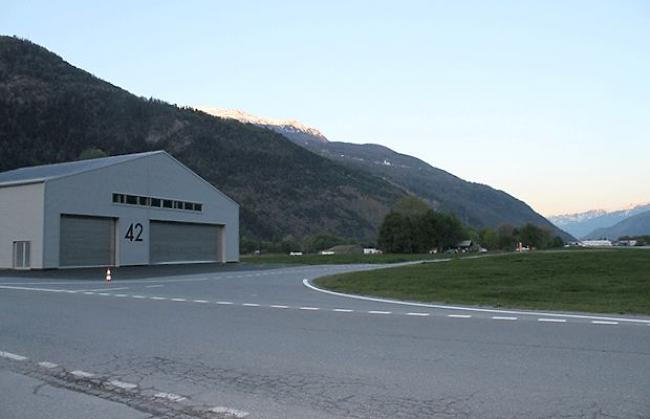 Hangar 42 in Raron 