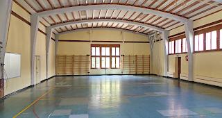 Gebaut in den 1950er-Jahren. Die Turnhalle von Saas-Fee muss saniert werden.