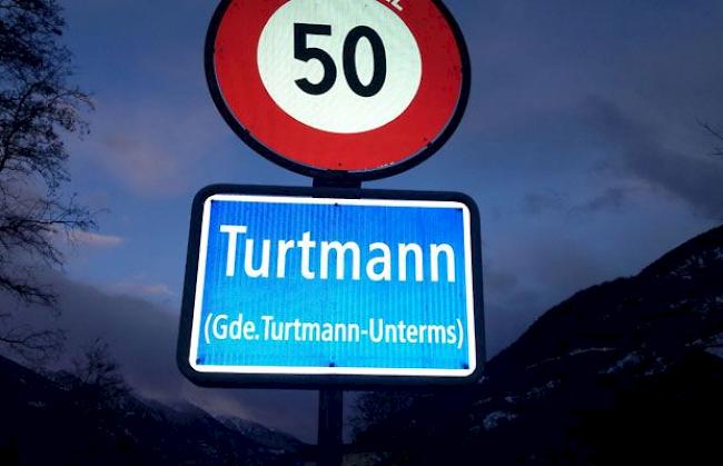 «Unterms» statt «Unterems» heisst es auf der Innerortstafel.