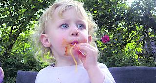 Heute ist Pastatag. Es darf zur Ausnahme auch mal so richtig gekleckert werden. 