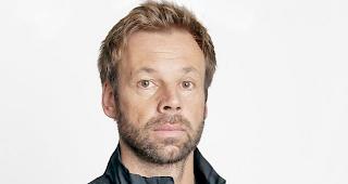 Gerd Zenh&auml;usern ist der Mann an der Bande des HC Fribourg-Gott&eacute;ron. 