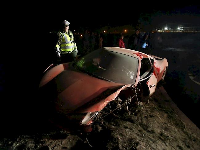 Totalschaden nach heftiger Kollision: Arturo Vidals Ferrari