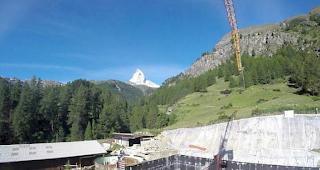 Der Standort der Biogasanlage: Direkt neben dem Hof von Paul Julen.