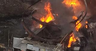 Am 28. Januar 2015 kurz vor 14:30, fuhr ein Zisternen-Sattelschlepper vom Simplonpass in Richtung Visp. Kurz vor der Autobahneinfahrt A9 kam er von Fahrbahn ab und in einem Biotop zum Stillstand. Der Lenker wurde beim Unfall verletzt.