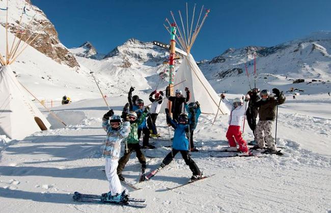 Kinder im «Snowland»