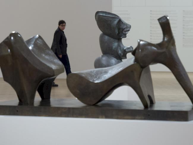 Skulpturen von Henry Moore im Zentrum Paul Klee in Bern