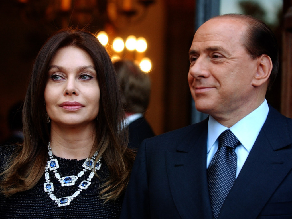 Berlusconi Muss Ex-Frau Nur Noch 1,4 Millionen Euro Im Monat Zahlen ...