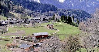 Mit dem Bau des Generationenhauses in Ernen soll Ende Sommer begonnen werden.