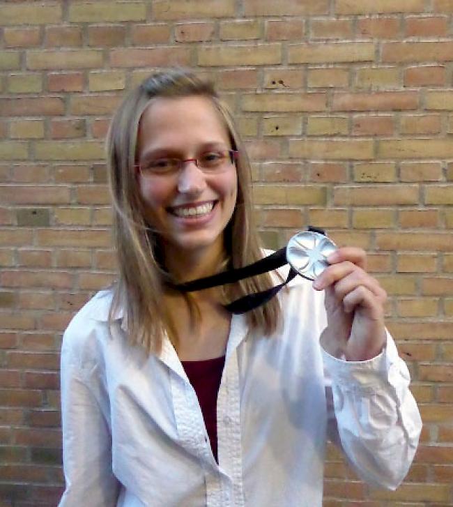 Stolze Silbermedaillengewinnerin Sarah Hilfiker