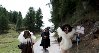 Auch &laquo;Boozugschichte & Zellete&raquo; waren am Umzug. 