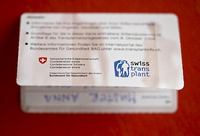 Anlässlich des Nationalen Tags der Organspende am 19. September werden in den Spitälern von Brig bis Monthey Informationsstände zum Thema aufgebaut. Auch Spenderausweise werden zur Verfügung stehen. 