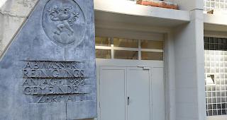 ARA Zermatt: F&uuml;r die Abwasserreinigung muss zurzeit ein neues Mittel eingesetzt werden.