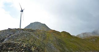 N&auml;chstes Jahr werden am Griespass drei noch gr&ouml;ssere Windanlagen gebaut.