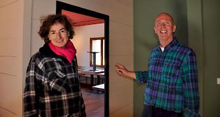 Susanne und Klaus Stahl wollen in diesem Winter auf der Ch&auml;serstatt die Basis legen f&uuml;r eine erfolgreiche wirtschafliche Zukunft.