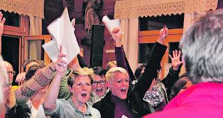 Tollhaus. In der Burgerstube von Wiler ging am sp&auml;ten Sonntagabend bei der Feier f&uuml;r Beat Rieder die Post ab. 