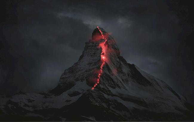 Beleuchetes Matterhorn: Spektakuläre Feierlichkeiten.