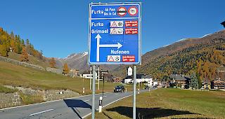 Die Alpenp&auml;sse Nufenen und Furka und Grimsel sind wieder gesperrt. 