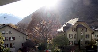 Abriss vorgesehen. Vier Geb&auml;ude aus der Mitte des letzten Jahrhunderts (eines davon links) sowie das alte Haus an der Terbinerstrasse 1 (rechts) werden abgerissen.