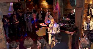 Martin Perren, der das Hotel seit 14 Jahren zusammen mit seiner Frau f&uuml;hrt, erinnerte in seiner Ansprache an die lange Tradition des Hotels. 