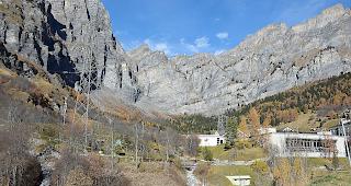 Sorgt f&uuml;r &Auml;rger &ndash; die Aufr&uuml;stung der Hochspannungsleitung &uuml;ber die Gemmi.