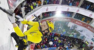 Klares Ziel. Wer schafft es in einer vorgegebenen Zeit bis nach ganz oben im Parkhaus?