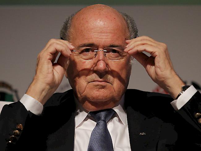 Blatters Lohn wird nur noch bis zum Ende des Monats Februar gezahlt (Archiv).