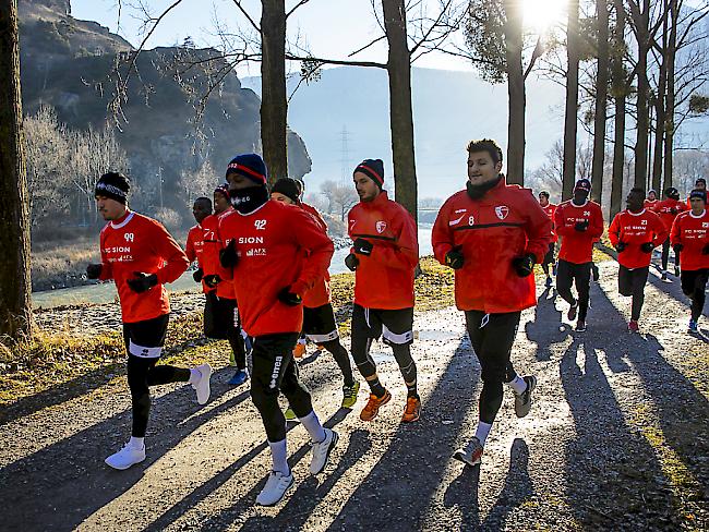 Das Kader des FC Sion erhält kurz vor dem Start zur Super-League-Rückrunde Zuwachs. Die Walliser verpflichten den 20-jährigen Mittelfeldspieler Lukas Cmelik aus der Slowakei