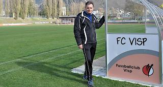 Juniorentrainer Daniel Zenh&auml;usern.