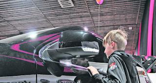 Grosse Nummern. Blicke in den Jeep Grand Cherokee 3.0 CRD Overland...