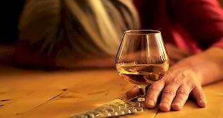 Auf eine Person mit Suchtprobleme kommen schnell einmal vier bis f&uuml;nf Familienangeh&ouml;rige, die von der Sucht mitbetroffen sind.