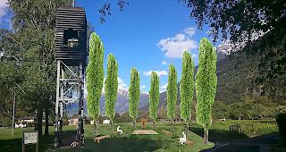 Eine m&ouml;gliche Platzgestaltung des k&uuml;nftigen Begegnungsraums in Brigerbad.