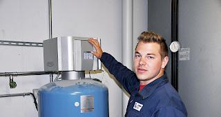 Jo&euml;l Abgottspon, Heizungsinstallateur im 2. Lehrjahr bei Lauber Iwisa.