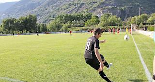 Adrian Ittig und der FC Visp stecken im Abstiegskampf.