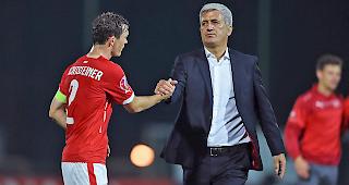 Will mit der Nati mindestens die Viertelfinals erreichen - Trainer Vladimir Petkovic.