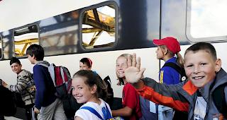 Wenn am Dienstag wieder die Sonne scheint, heisst es f&uuml;r viele Schulklassen: Ab auf die Schulreise. (Archiv)
