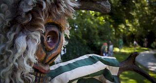Impressionen aus dem 1. Internationalen Vogelscheuchen Festival in M&uuml;nsingen mit den L&ouml;tschentaler Vogelscheuchen