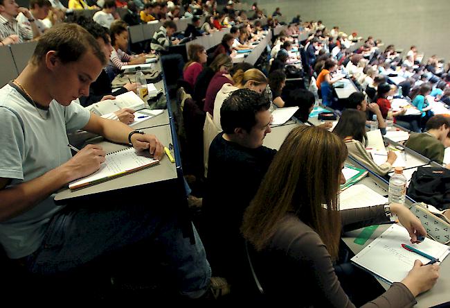 Studenten an der Universität Genf (Symbolbild).