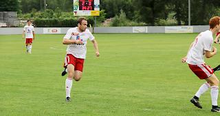 Mit Tempo in die neue Saison: Stefan Amacker und der FC Oberwallis starten am Wochenende mit dem Spiel in Martinach in die neue Saison.