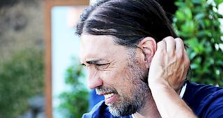 Das war knapp: In der ersten Pokalrunde setzte sich das Team von Martin Schmidt gegen den Regionalligisten Unterhaching erst im Penaltyschiessen mit 7:5 durch.