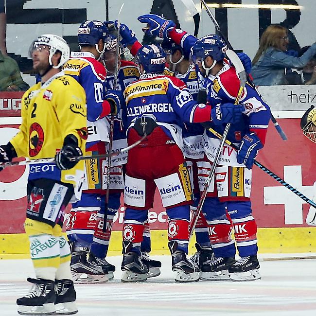 Kloten schlägt Meister Bern und darf somit auch im zweiten Spiel der neuen Saison jubeln