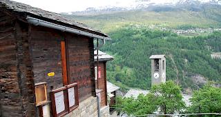 An der Urversammlung der Gemeinde Embd gab es Zustimmung f&uuml;r das Budget und die Optimierung der Steinschlagverbauungen Kalpetran.