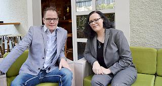 Diego Kreuzer und Alessandra Zenklusen vom Verein QueerWallis.