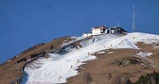 Nichts mit fr&uuml;hem Wintersport: Die Schneesaison beginnt heute im Durchschnitt zw&ouml;lf Tage sp&auml;ter als noch im Jahr 1970. (Archivbild)