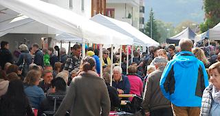 Lonzam&auml;rt in Gampel: Impressionen vom Marktleben
