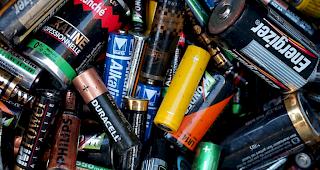 Wenn Batterien unsachgem&auml;ss entsorgt werden, wird Blei freigesetzt - dies ist die weltweit h&auml;ufigste Umweltgiftquelle. (Symbolbild)