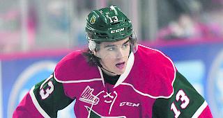 Nico Hischier verz&uuml;ckt die Scouts der NHL.